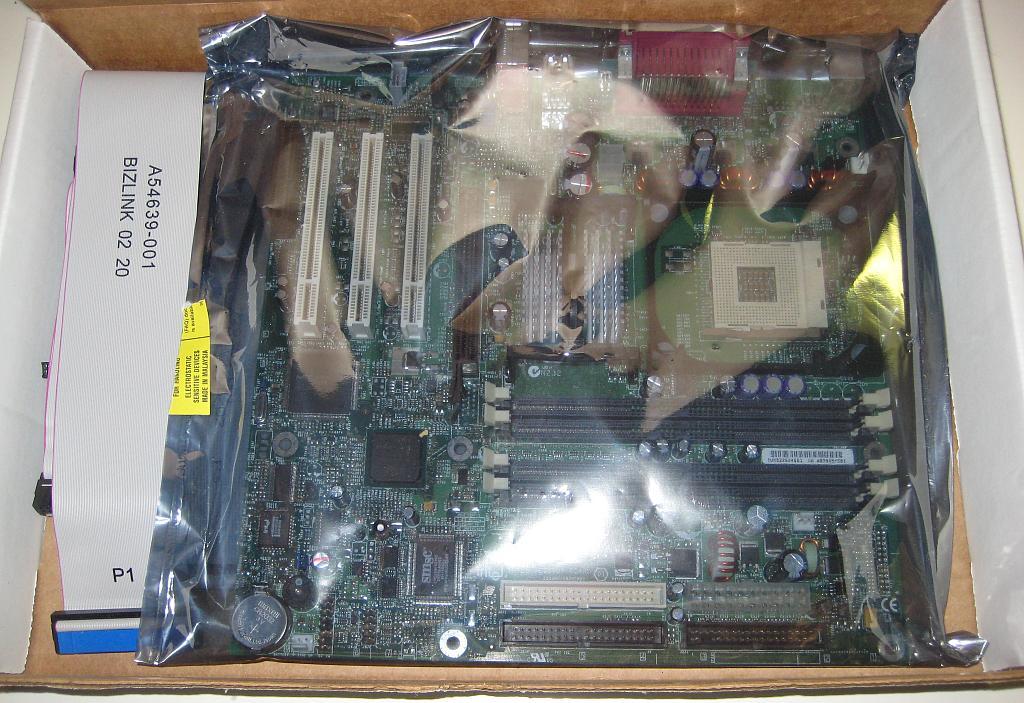 Socket 478 Intel® Desktop Board D850EMD2
